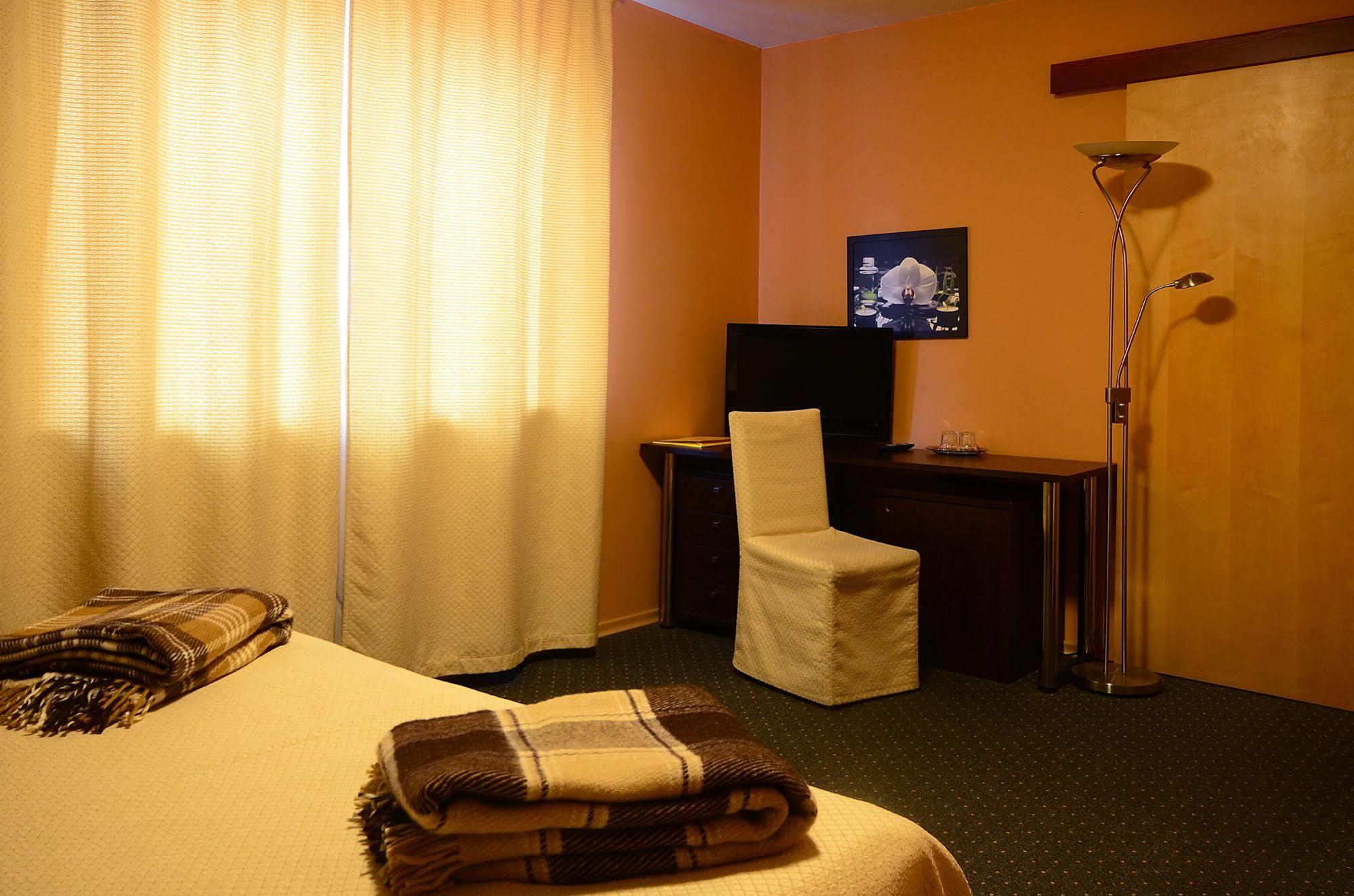 ריגה Hotel Abc Airport מראה חיצוני תמונה