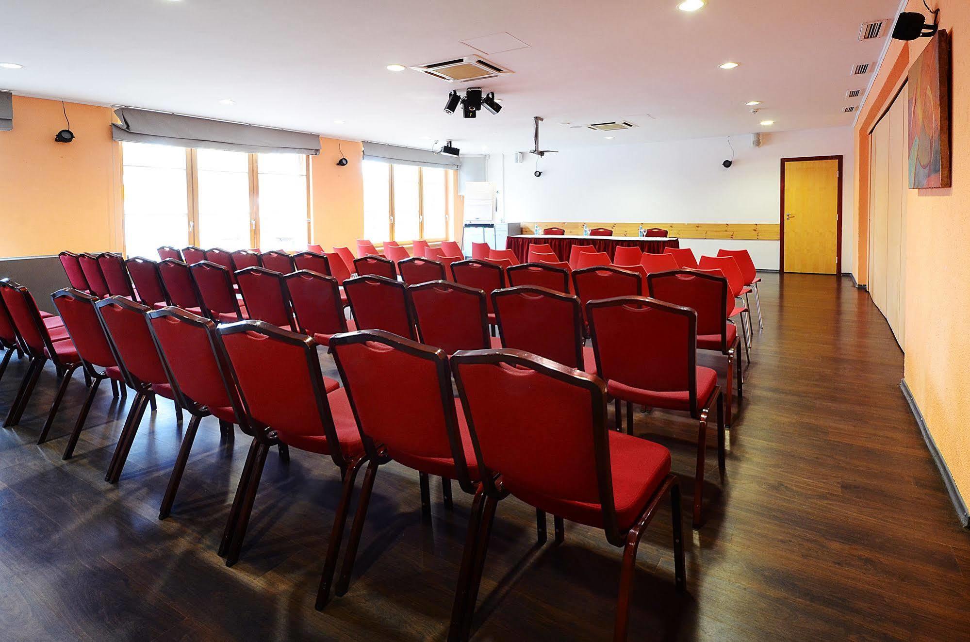 ריגה Hotel Abc Airport מראה חיצוני תמונה
